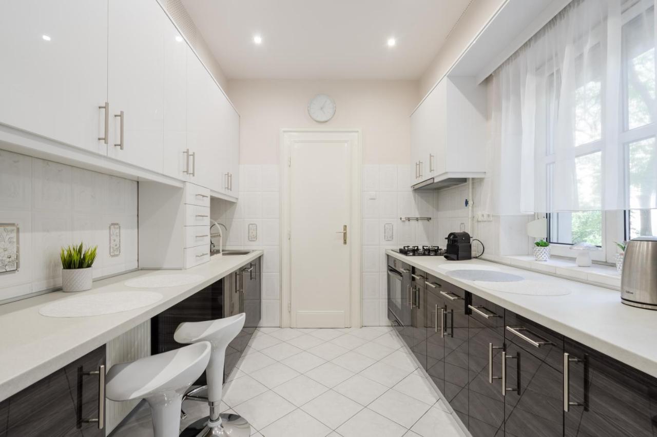 Bpr Ethereal Panoramic Suite With A/C & Balcony Budapest Ngoại thất bức ảnh