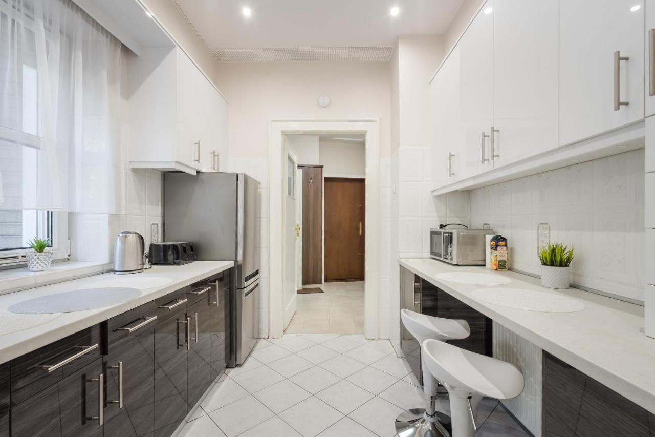 Bpr Ethereal Panoramic Suite With A/C & Balcony Budapest Ngoại thất bức ảnh