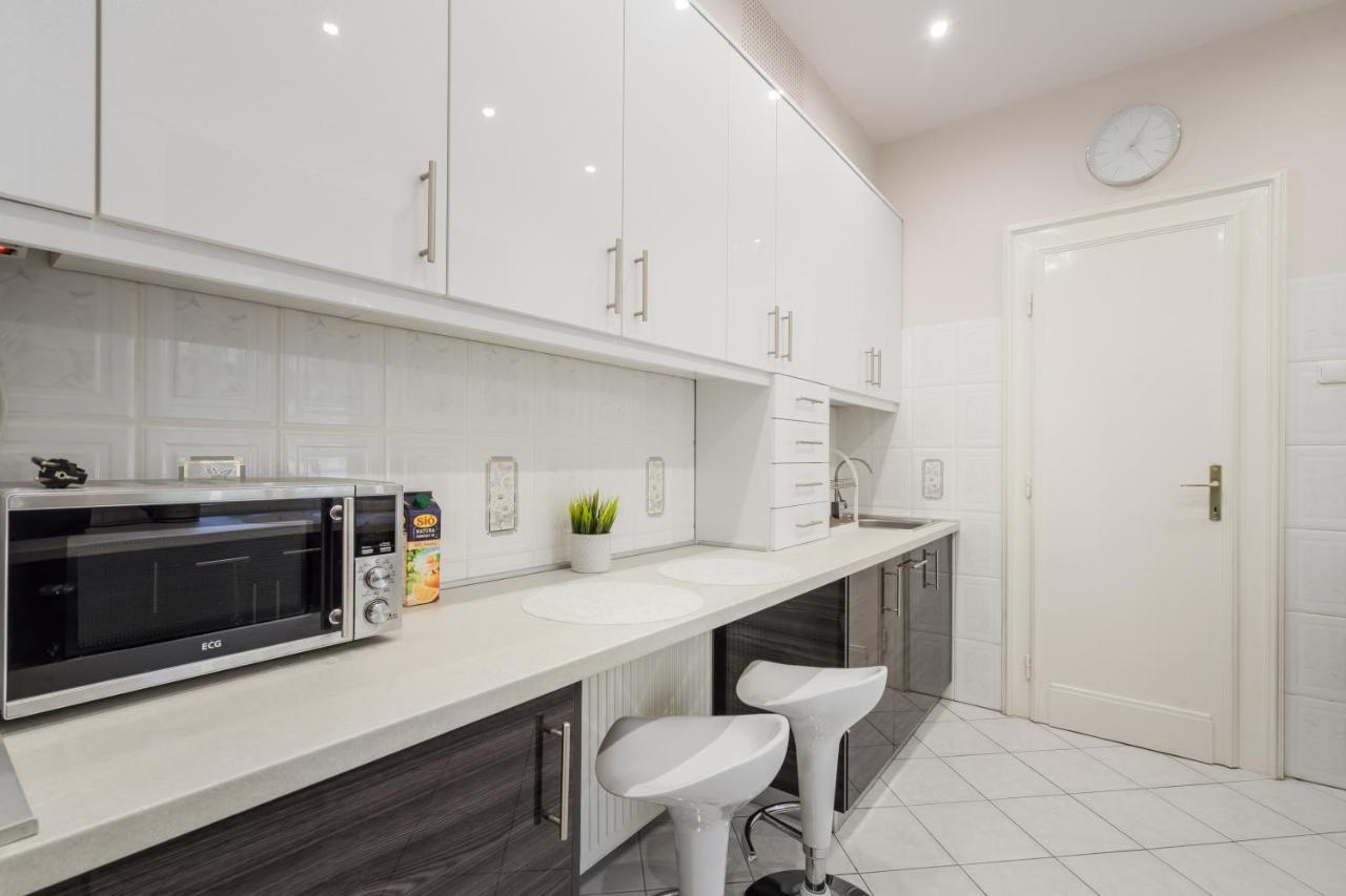 Bpr Ethereal Panoramic Suite With A/C & Balcony Budapest Ngoại thất bức ảnh